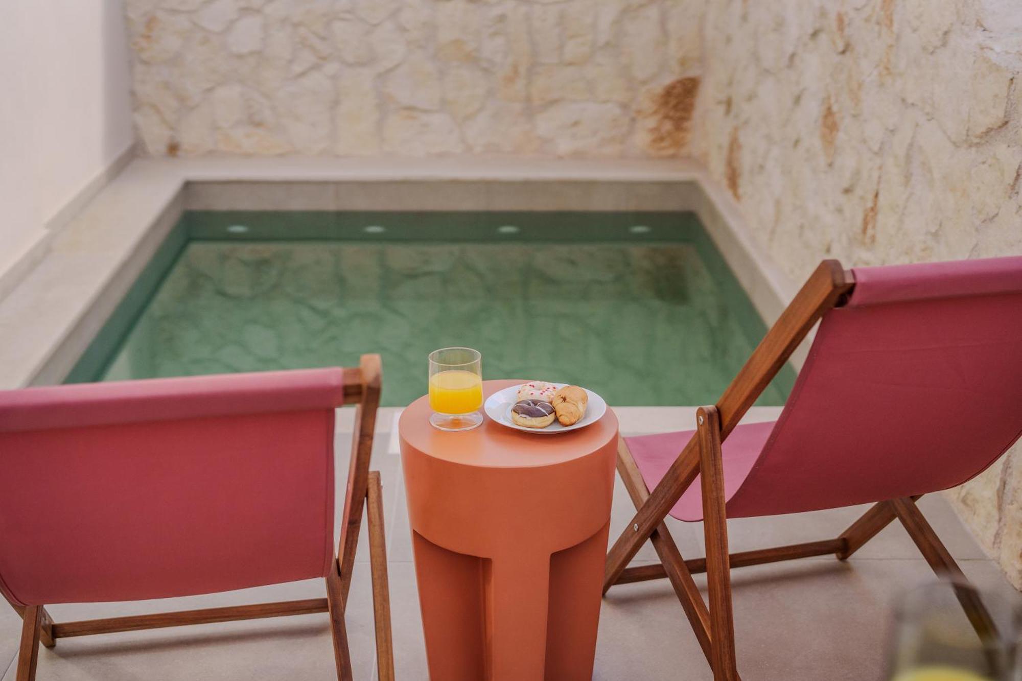 Sugarwhite Suites With Private Not Heated Pool Emporio  Exterior photo